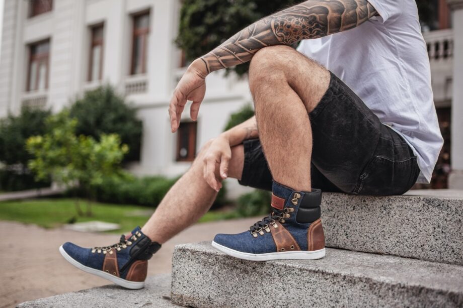 Zapatos de cuero para hombre.